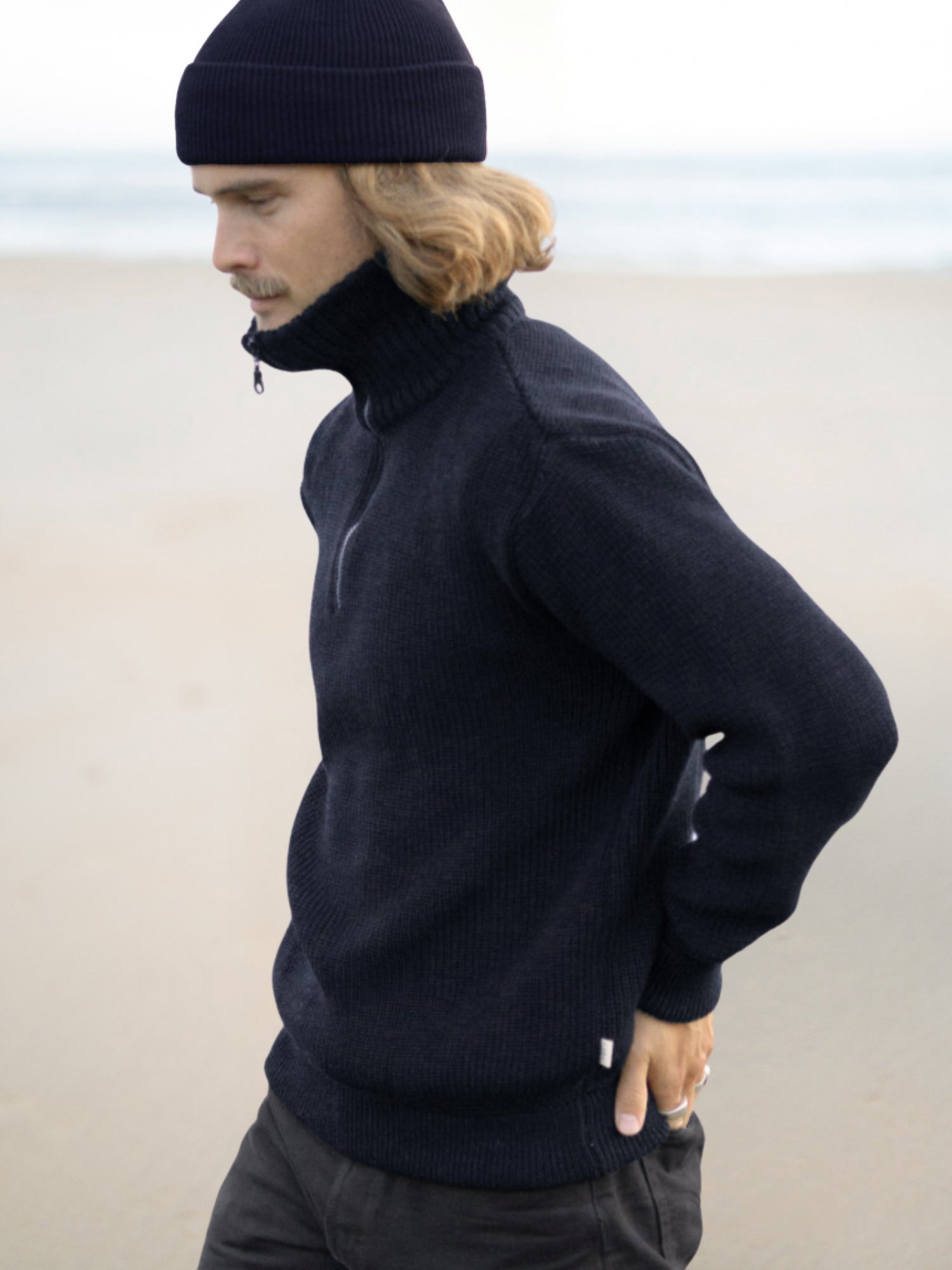 Nachhaltige und faire Männer Troyer von FUXBAU