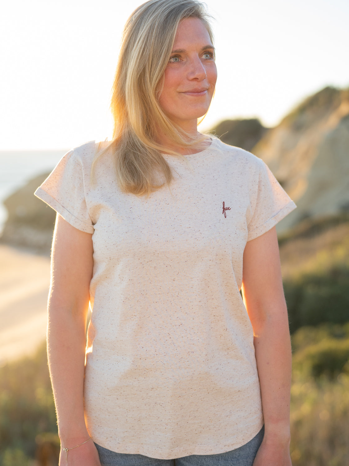 Nachhaltige und faire Frauen T-Shirts von FUXBAU