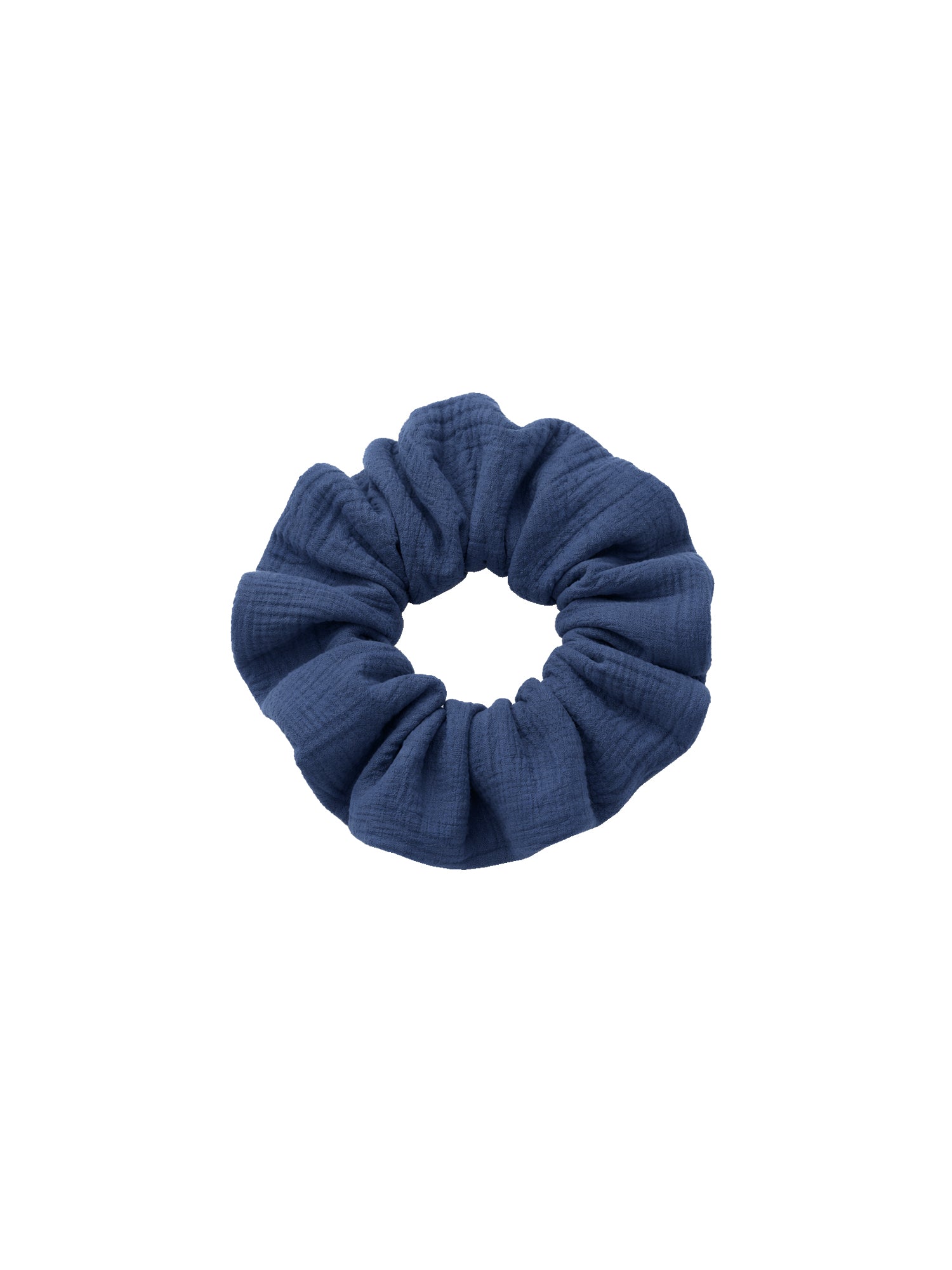 Blauer Musselinscrunchie aus 100% Biobaumwollschnittresten für Frauen aus Biobaumwolle & fair in Portugal hergestellt