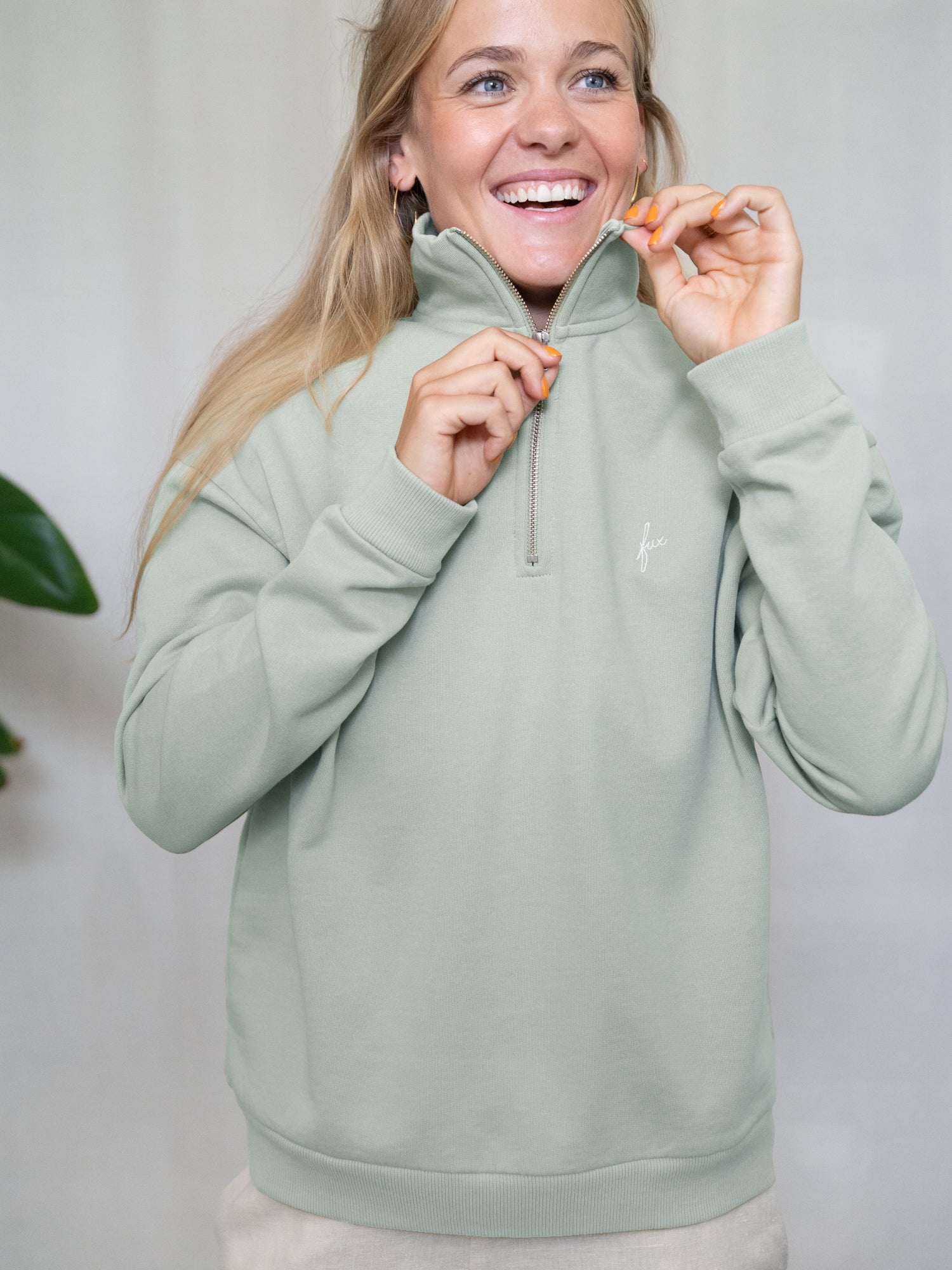 Nachhaltiger Frauen Half Zip Sweater in Mint aus Bio-Baumwolle – fair produziert in Portugal