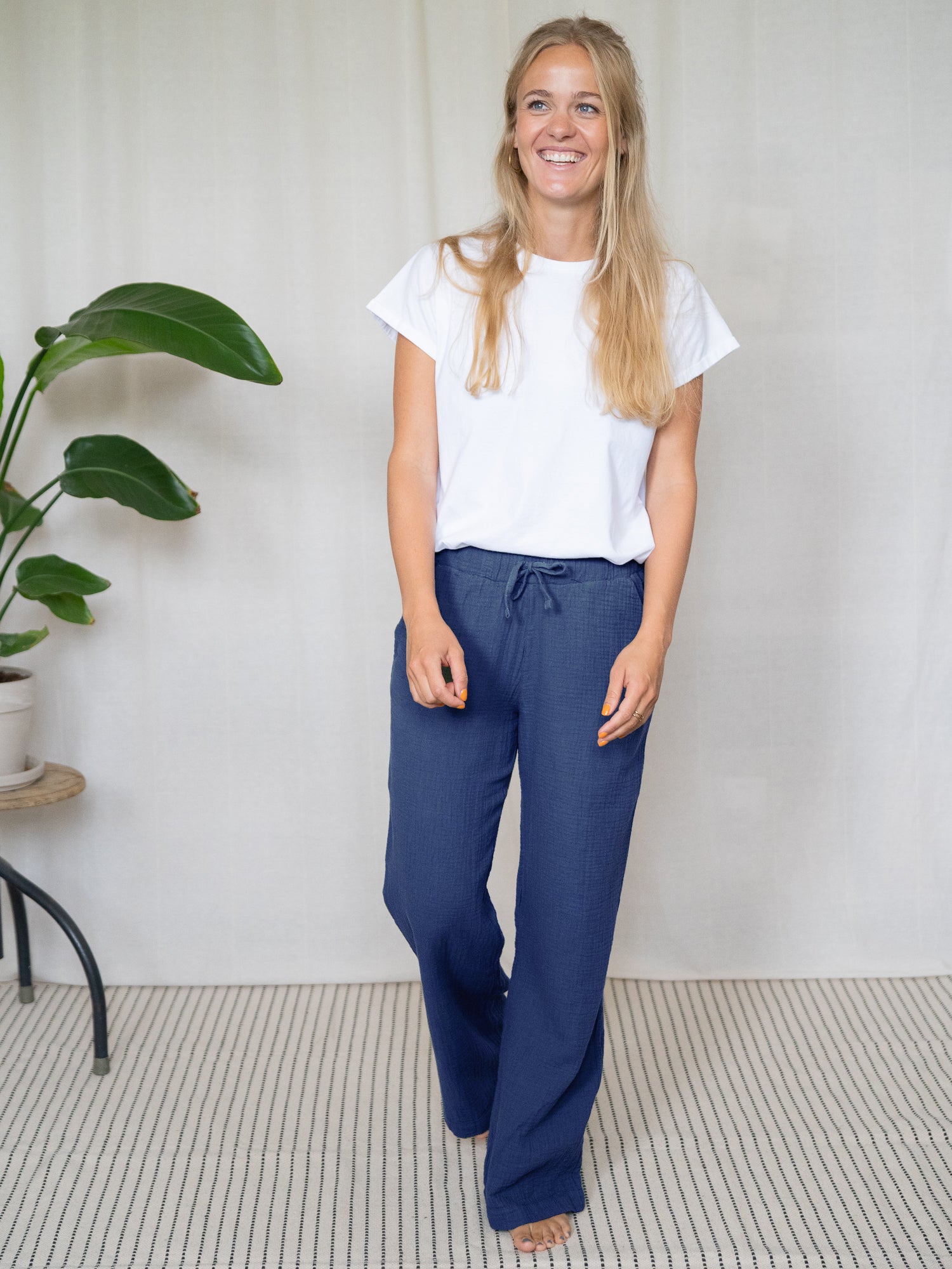 Musselinhose Damen blau aus Bio-Baumwolle GOTS locker fallend