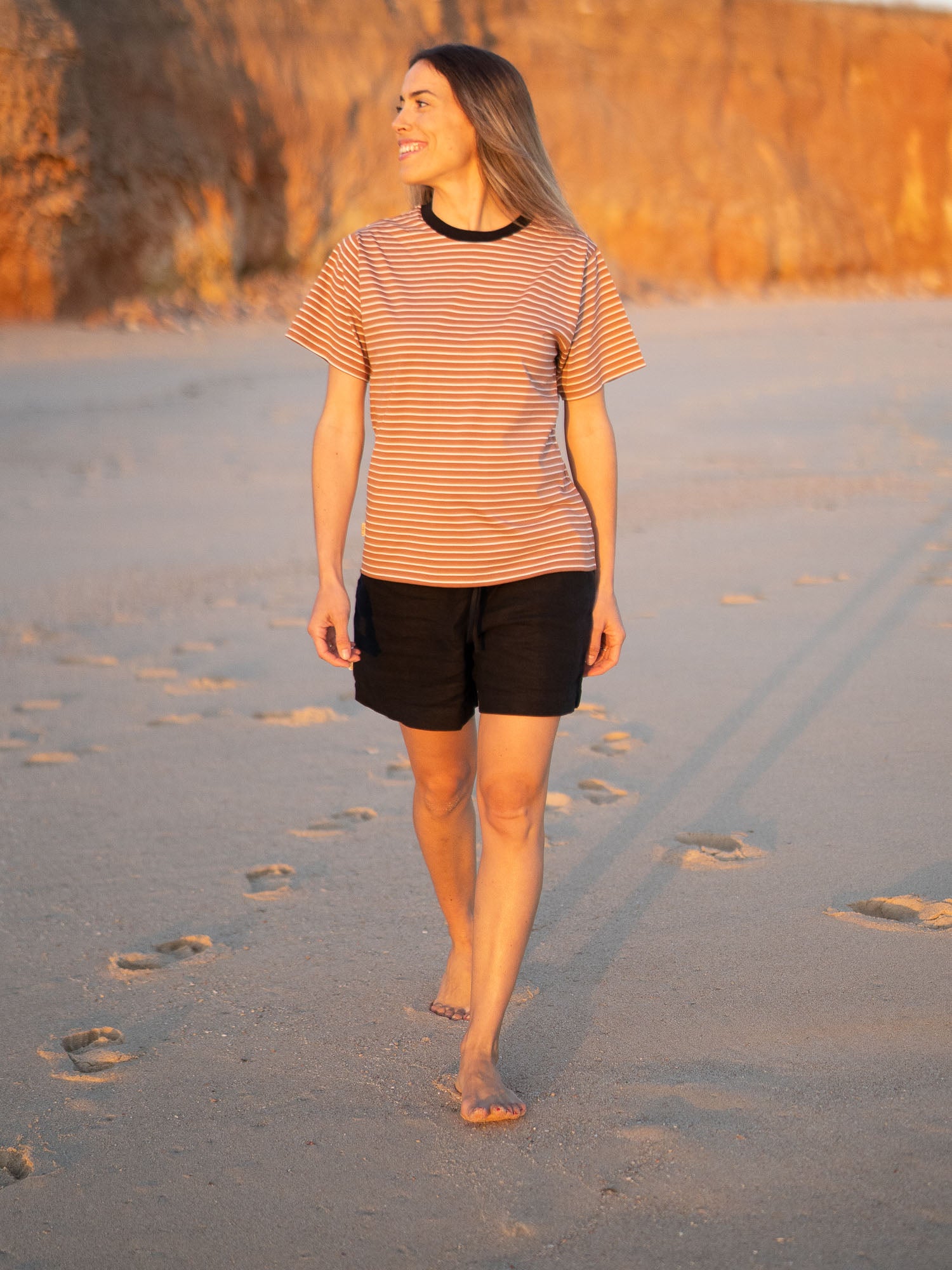 Frauen Leinenshorts - schwarz