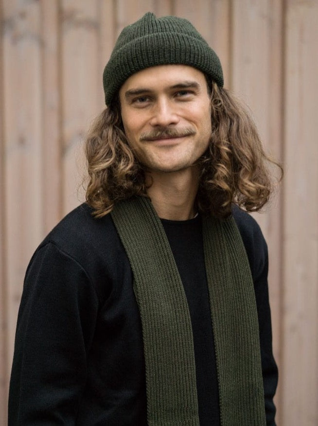 fuxbau-fair-fashion-strickwaren-beanie-schal-waldgrün-made-in-germany-kelsey