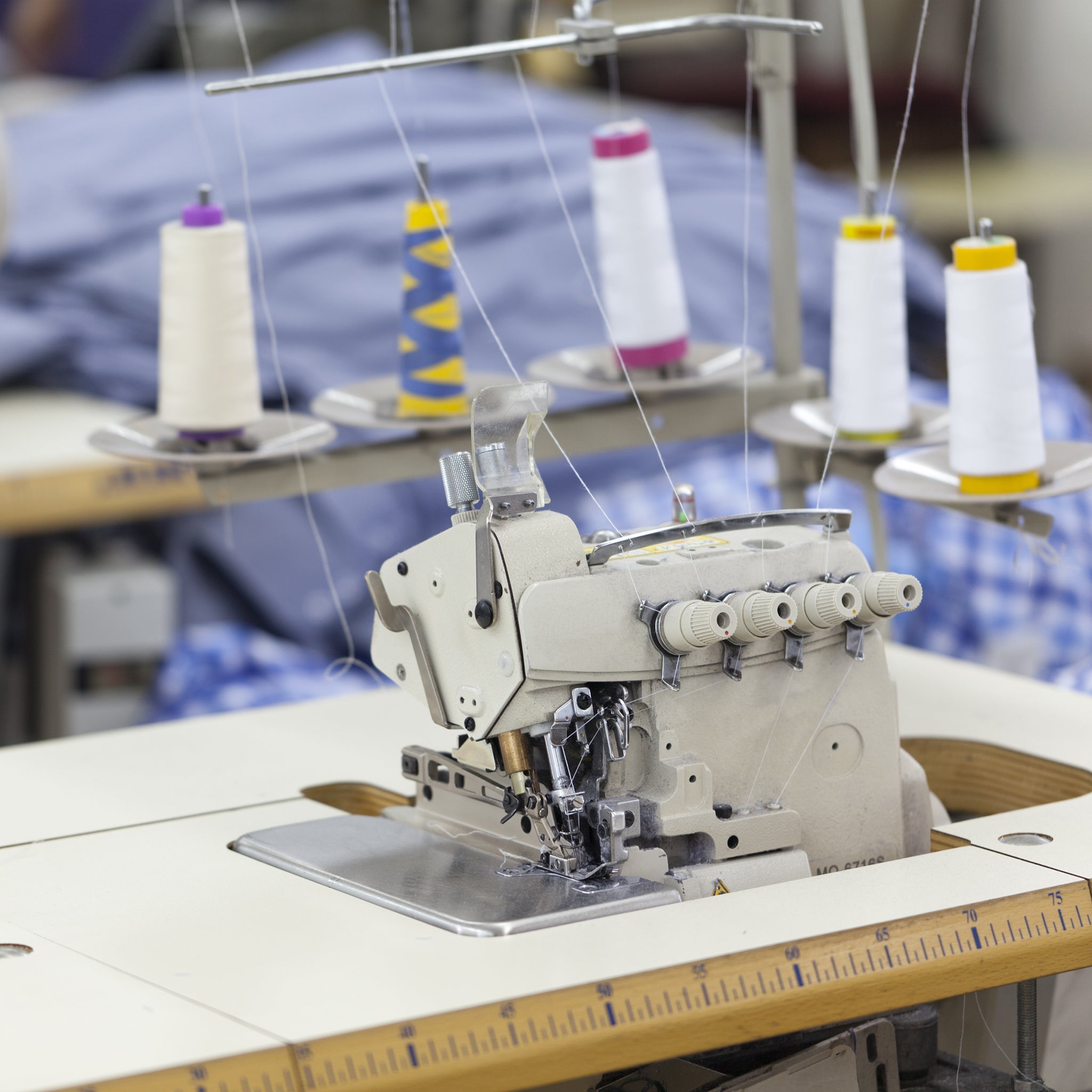 Nachhaltige und faire Kleidung im Pre-Order Angebot von FUXBAU, Produktion auf Nachfrage