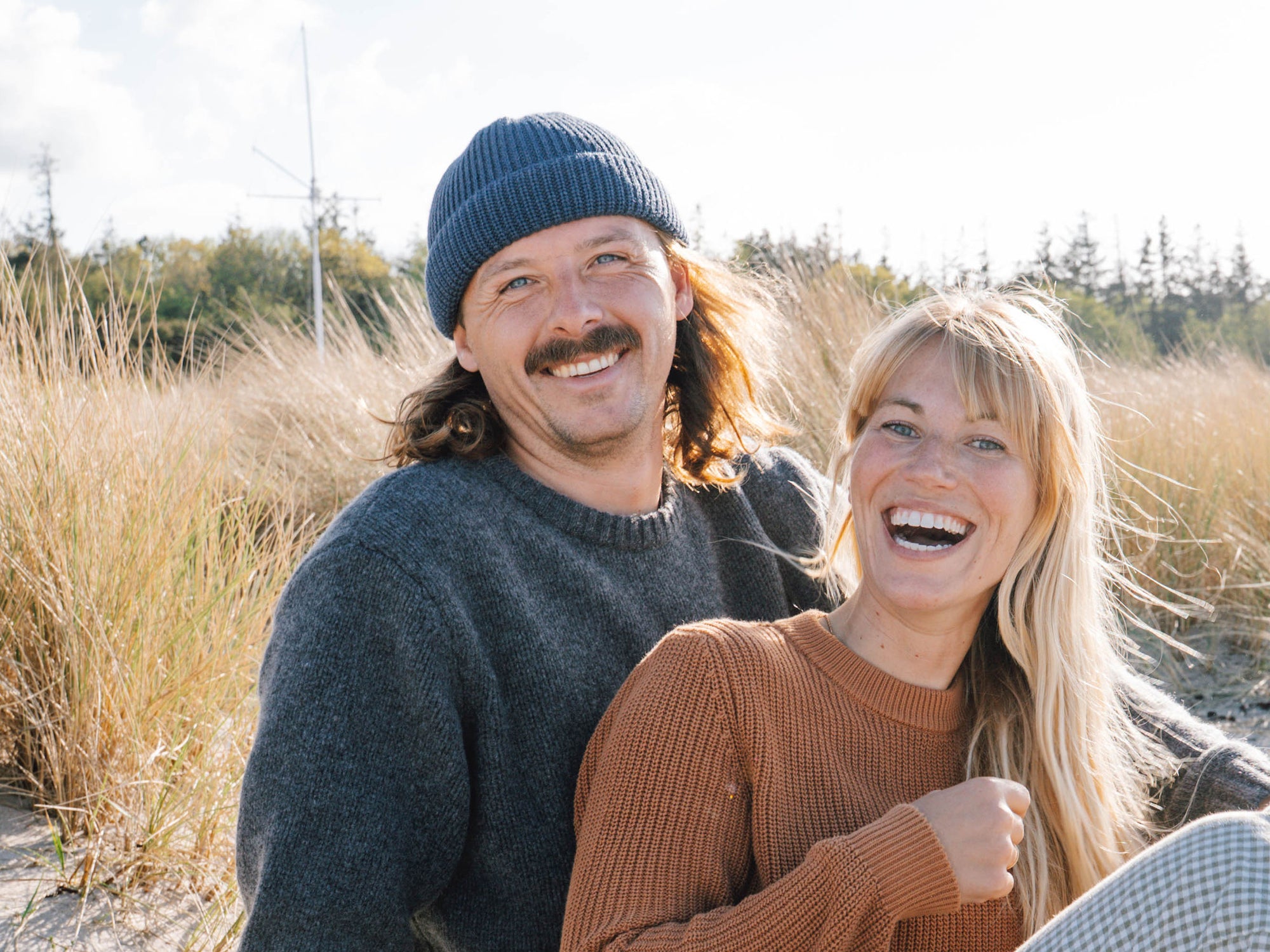 Warme und nachhaltige Lieblingsstücke für Frauen und Männer von FUXBAU - Fair Fashion Online Shop